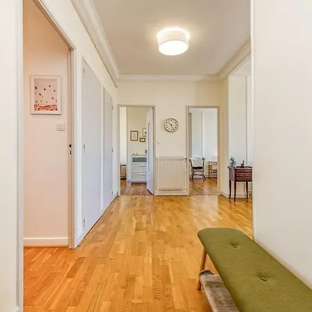 Proche Parc Paul Mistral, 2 Chambres, Wifi, Balcon * Grenoble