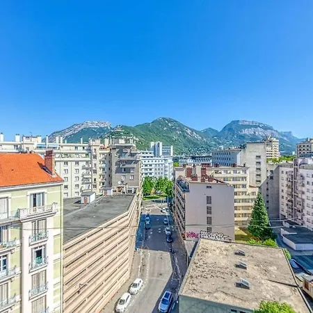 Apartment Proche Parc Paul Mistral, 2 Chambres, Wifi, Balcon Grenoble