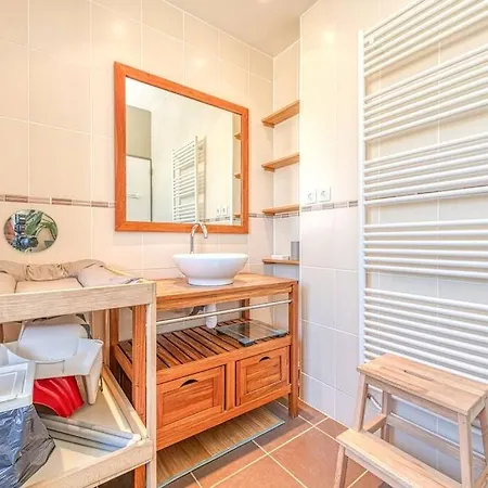 Proche Parc Paul Mistral, 2 Chambres, Wifi, Balcon Apartment *