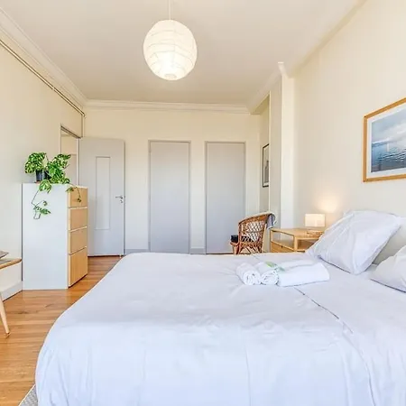 Proche Parc Paul Mistral, 2 Chambres, Wifi, Balcon *
