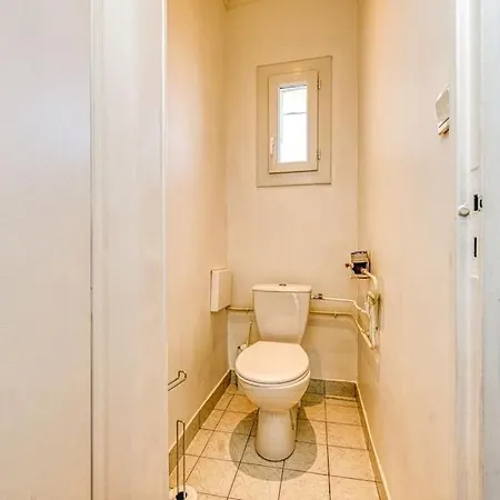 Apartment Proche Parc Paul Mistral, 2 Chambres, Wifi, Balcon